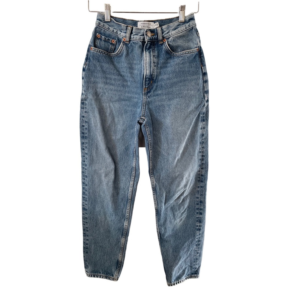 & Other Stories Mom Jeans Size 25